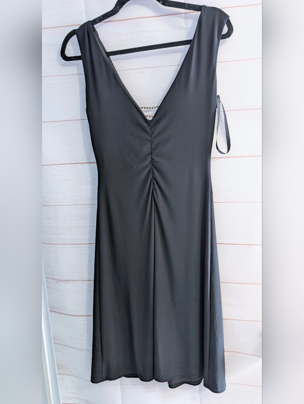 Joseph Ribkoff Black V-Neck Dress with Bling Buckle Detail Size 4 - Picture 2 of 4